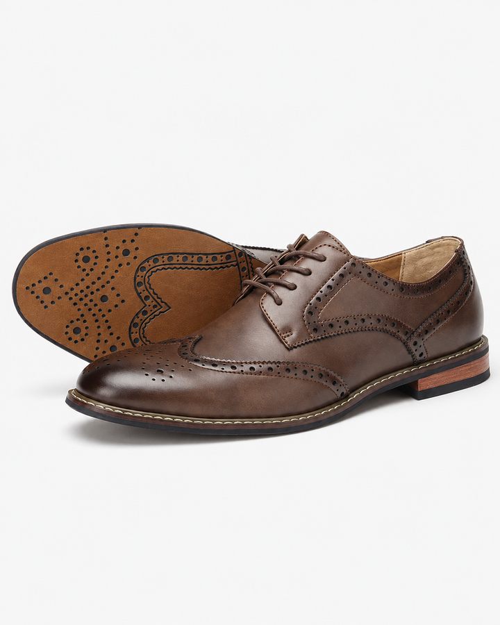 Braune Herren Brogue Schuhe aus Leder. Stilvolle Business- & Hochzeitsschuhe für den modernen Mann, bequem & elegant.