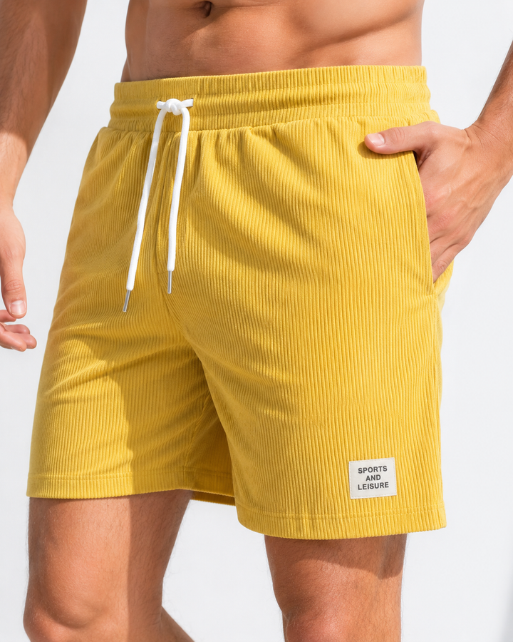 Detailansicht: Kordelzug und Stoff der leichten Herren Sommer Shorts.