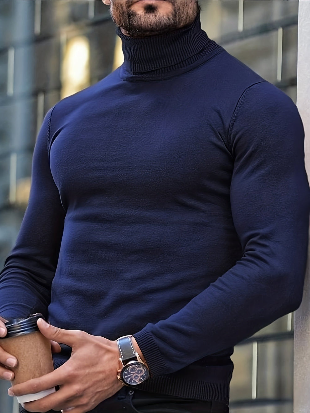 Klassischer Herren Strick-Rollkragenpullover, bequem und warm, ideal als Winterpullover oder elegantes Basic.