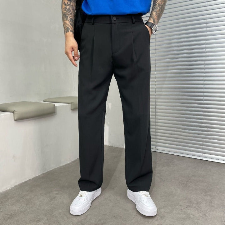 Komfortable Herren Wide-Leg Hose, weiches Material, ideal für modische Freizeit- und Büro-Outfits, elegante Passform.