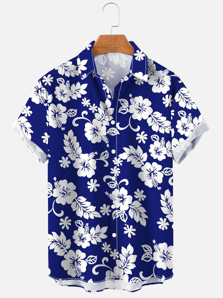 Herren Kurzarmhemd mit stilvollem Blumenmuster, bequem und modisch für den Sommer.
