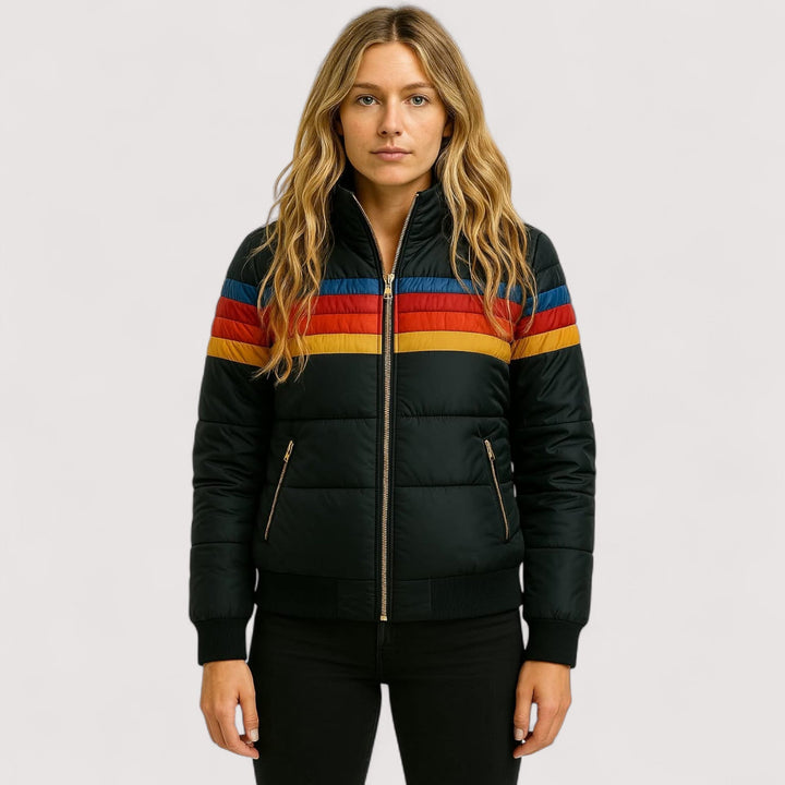Robuste Damen Regenjacke: leicht, wasserdicht & atmungsaktiv. Perfekte Übergangsjacke für Sport & Freizeit.