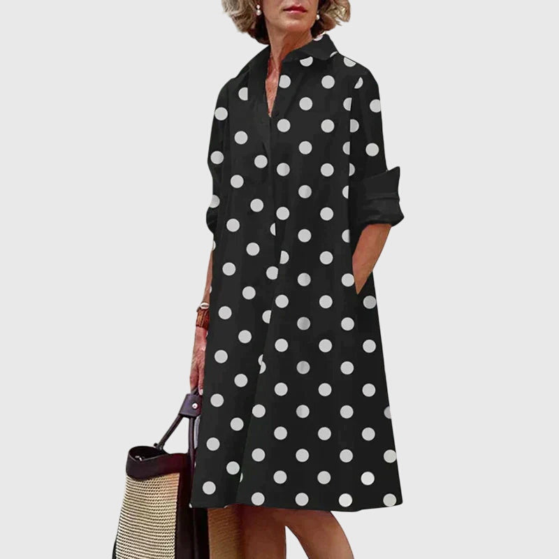 Komfortables Damenkleid mit praktischen Seitentaschen. Lockerer Schnitt, perfekt für den Sommer.