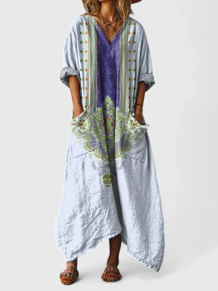 Fließendes Boho Damenkleid, V-Ausschnitt, Kurzarm und Taschen. Lässiger Look für entspannte Tage.