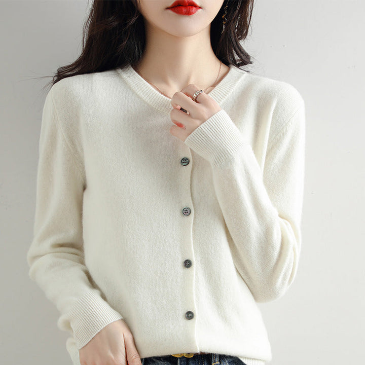 Kurz geschnittener Damen Cardigan, locker sitzend, mit Knopfleiste, ideal für den Freizeit-Look.