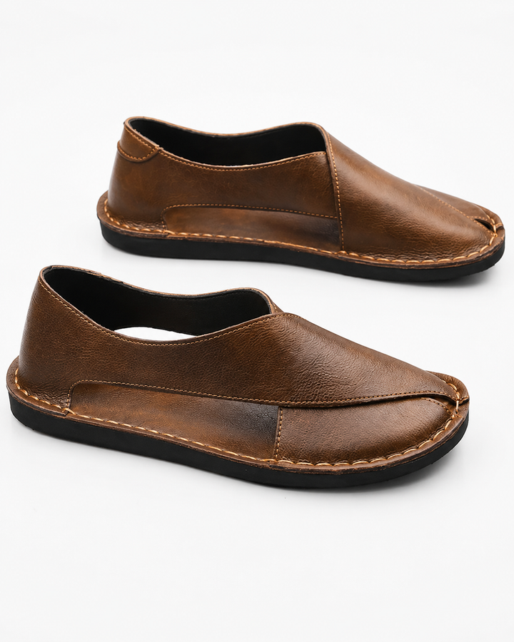 Herren Freizeit Slipper Sandalen mit geschlossener Zehenpartie, ideal für Sommer und Urlaub.