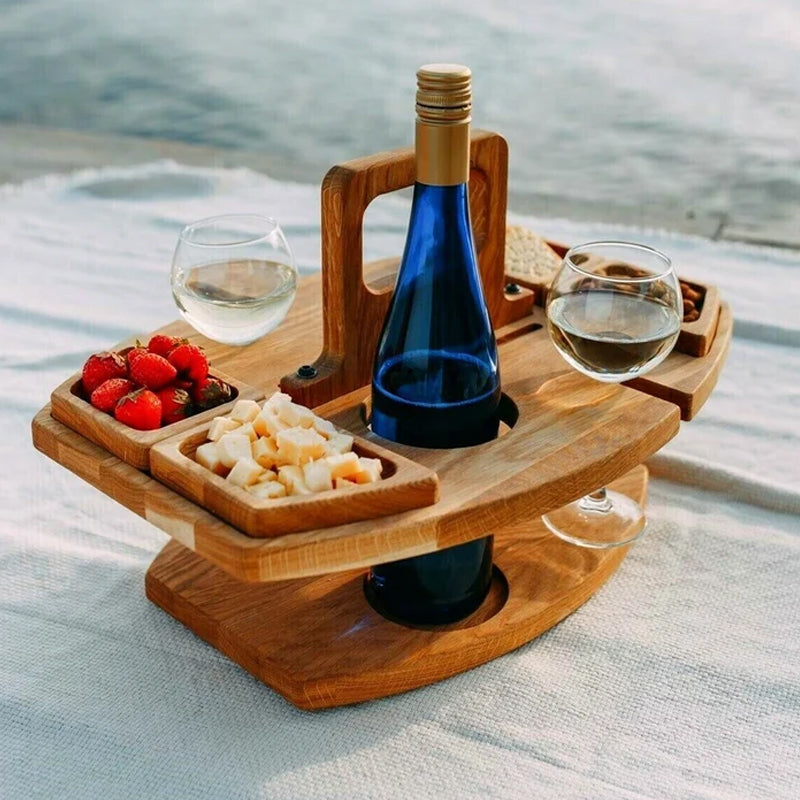 Klappbarer Weintisch für Picknick. Ideal als Serviertisch im Freien, platzsparend und leicht zu transportieren.