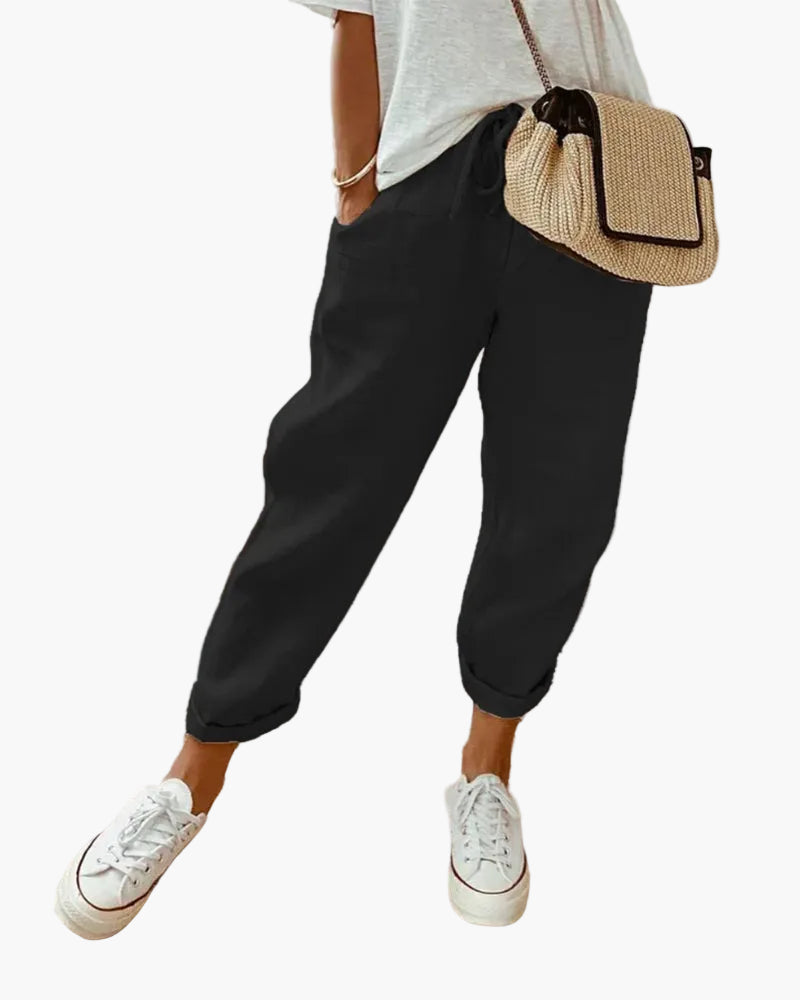 Moderne Freizeithose für Damen, lockerer Schnitt für entspannten Komfort, perfekt für stilvolle Alltags-Looks.