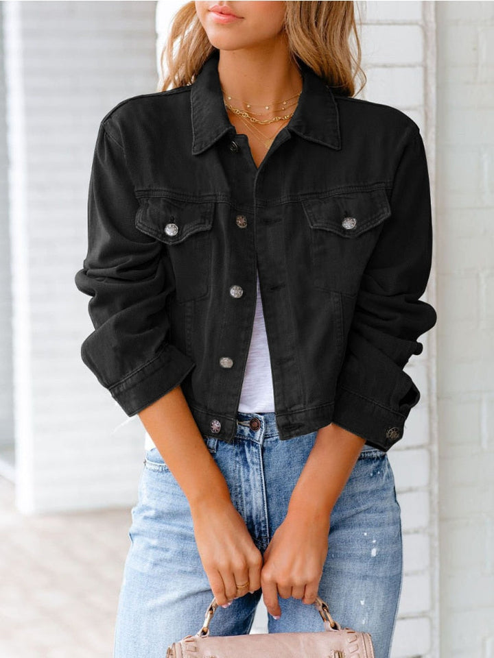 Bequeme Damen Freizeitjacke für Herbst & Frühling, mit lockerer Passform, Brusttaschen und stylisher Knopfleiste.