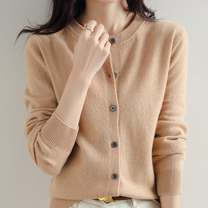 Vielseitiger Damen Cardigan mit Knopfverschluss, locker geschnitten, für jeden Anlass geeignet.