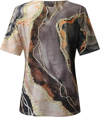 Damen T-Shirt mit lockerem Sitz und Marmormuster. V-Ausschnitt, Kurzarm – ein Must-have im Boho-Stil für Freizeit.