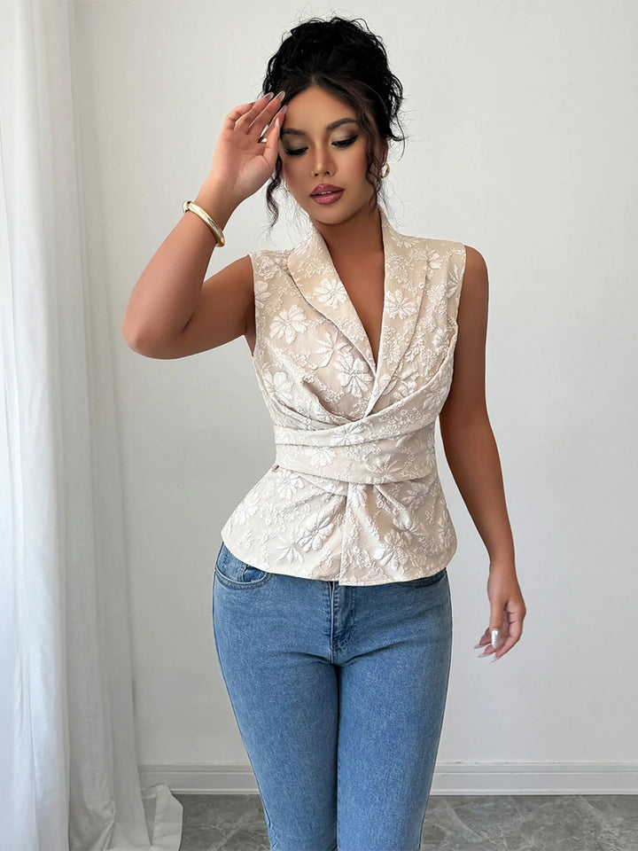 Trendiges Aprikose Sommer Oberteil für Damen, ärmellos, mit Blumenprint und weichem Fall.