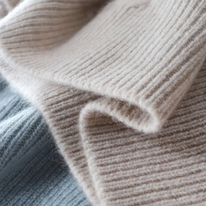 Vielseitiger Damen Karomuster Rollkragenpullover, warm und stilvoll für die Herbst- und Winterzeit.