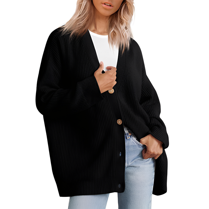 Stilvoller Damen Cardigan: Gemütlicher Oversize Strick für Wärme und einen angesagten Look.