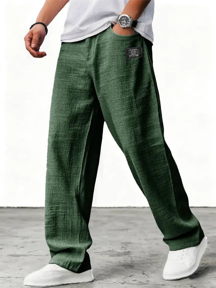 Moderne Herren Freizeithose mit weitem Bein und Kordelzug, bietet stilvollen und bequemen Look. Lässig.