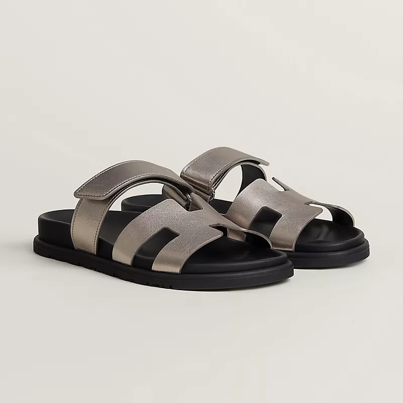 Damen Sommersandalen mit weichen Riemen, flach, für langanhaltenden Tragekomfort.