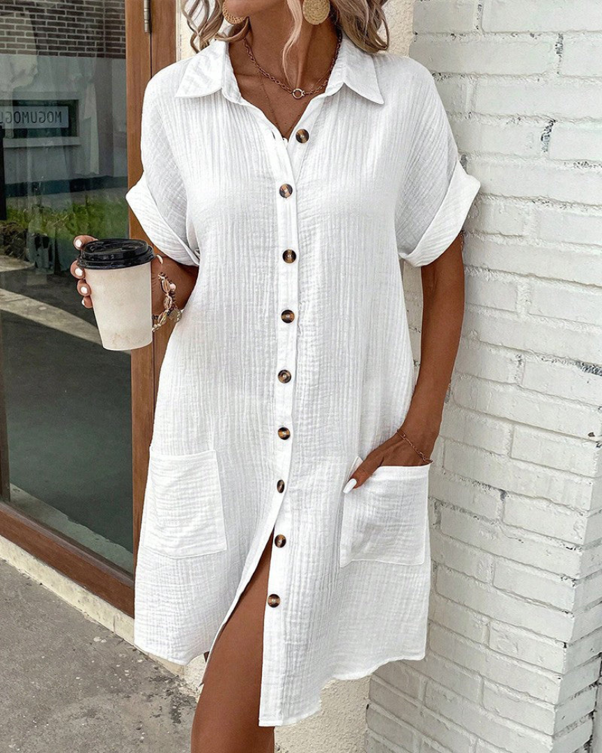 Modisches Damen Shirtdress mit langen Ärmeln und Knopfleiste. Ideal für Frühling & Sommer.