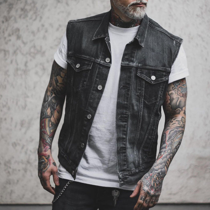 Unisex Jeansweste aus Denim, ärmellos und lässig. Perfekt für Streetwear und Freizeitmode, ideal für den Lagenlook.