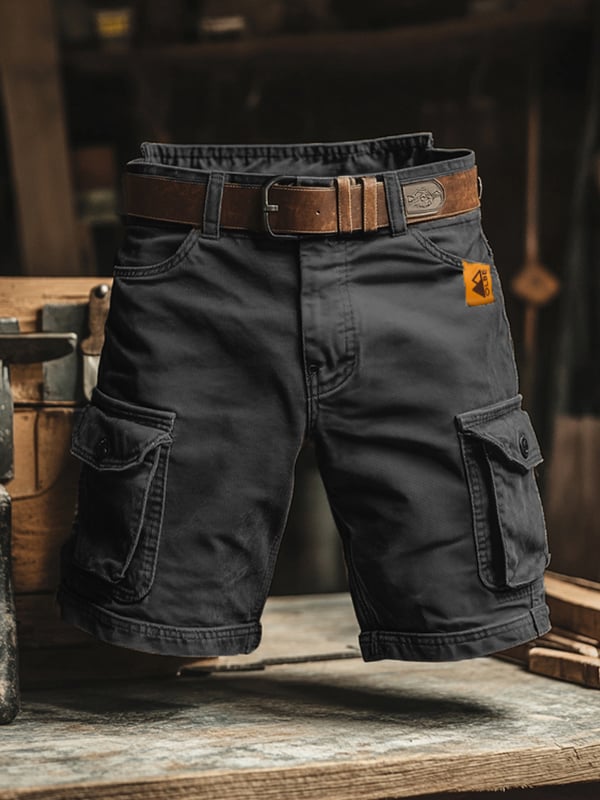 Herren Cargo Shorts Relaxed Fit in Grau, ideal für Vintage Freizeit- & Outdoor-Stil. Robuste Sommer-Shorts mit Taschen.