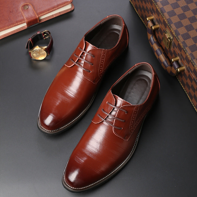 Komfortable Herren Businessschuhe mit weicher Innensohle und sicherem Halt, ideal für lange Bürotage.