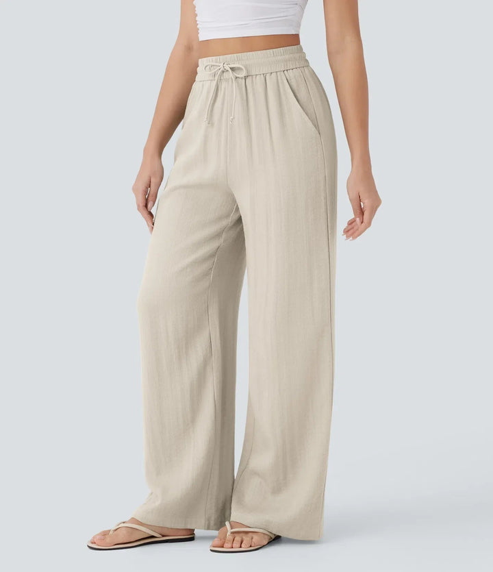 Beige Damen Sommerhose mit weitem Bein. Vielseitige & stylische Hose für Urlaub & Freizeit.