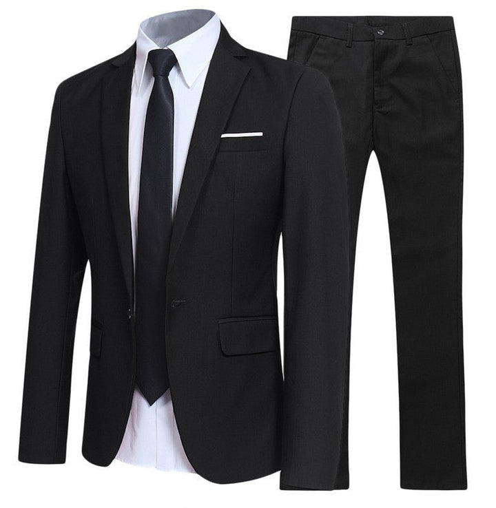 Eleganter Herren Zweiteiler mit Reverskragen für Business & Freizeit. Vielseitiger Anzug in schmaler Passform.
