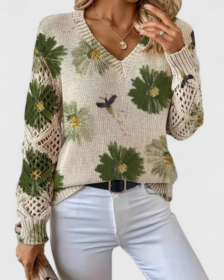 Moderner Damen Winterpullover, weich, warm, mit eleganten durchbrochenen Ärmeln.