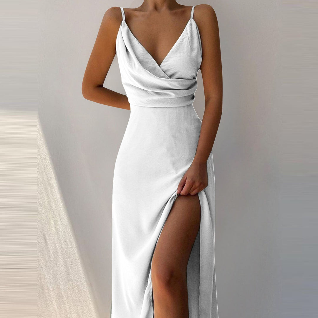 Perfektes festliches Damen-Abendkleid, Wickelausschnitt & Schlitz, für Hochzeiten, Galas oder Bälle.