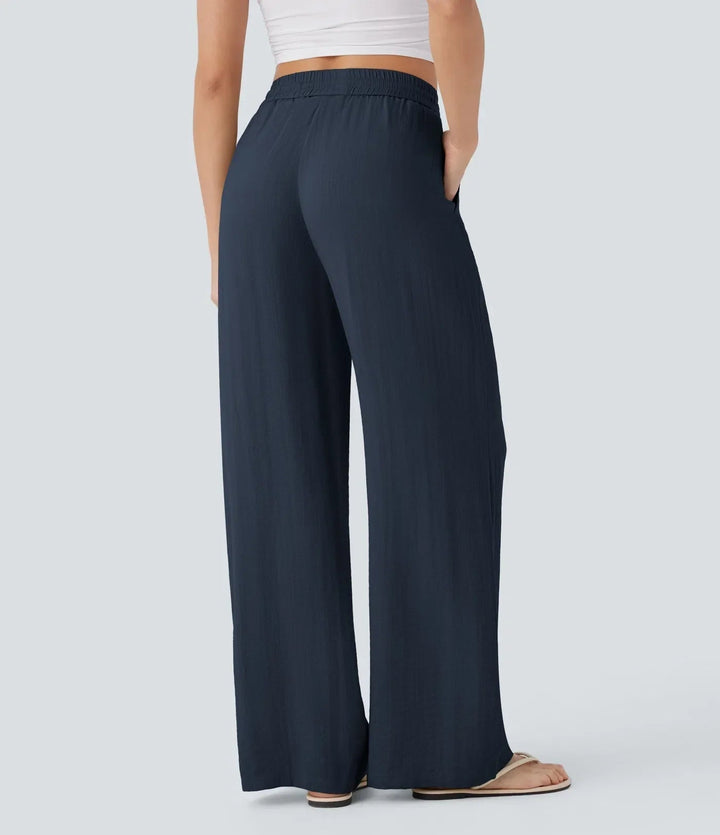 Beige Damen Sommerhose, weites Bein. Fließend & komfortabel, ein Highlight für Ihre Garderobe.