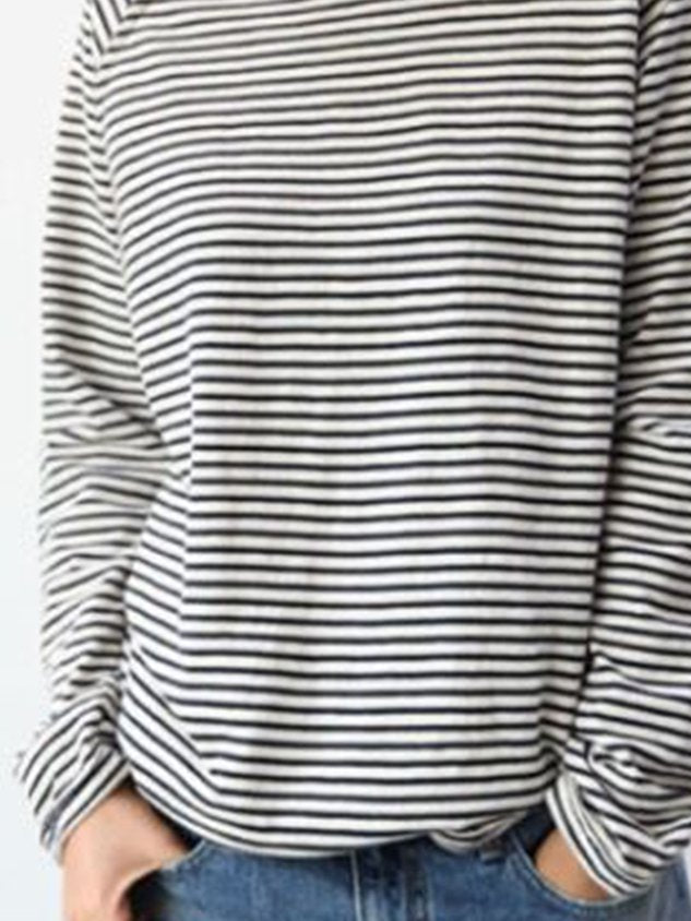 Stylisches Damen Longsleeve gestreift, bequemes Rundhals-Langarmshirt für entspannte Alltagsmomente.