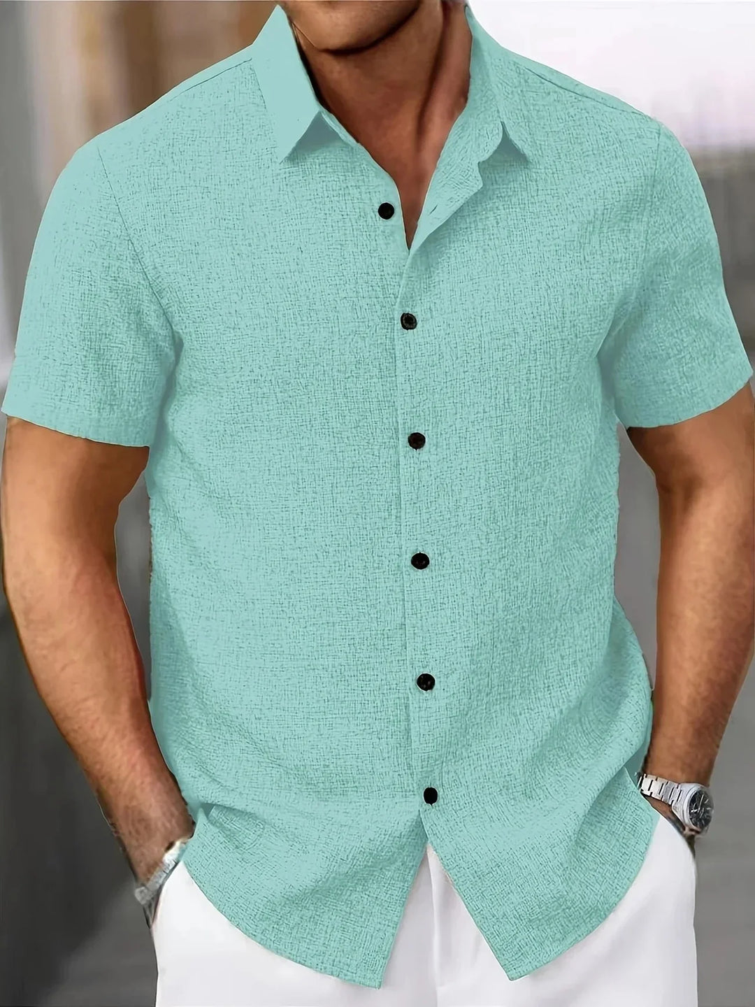 Smartes Herren Kurzarmhemd, atmungsaktiv, für entspannten Sommer-Business-Look.