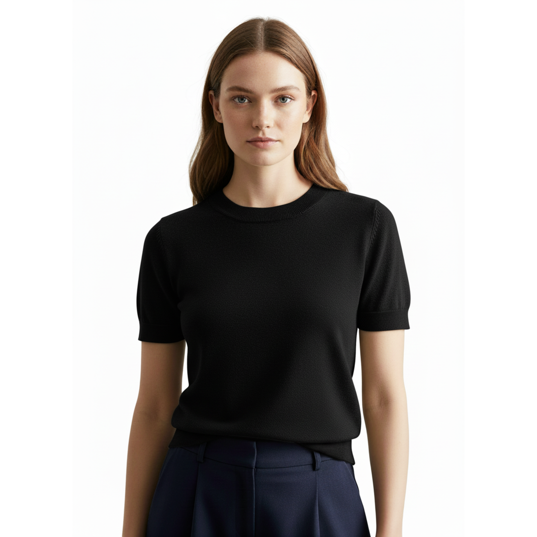 Komfortables Damen Slim Fit Rundhals T-Shirt, Kurzarm, weicher Stoff, figurbetont, für Frühling & Sommer.
