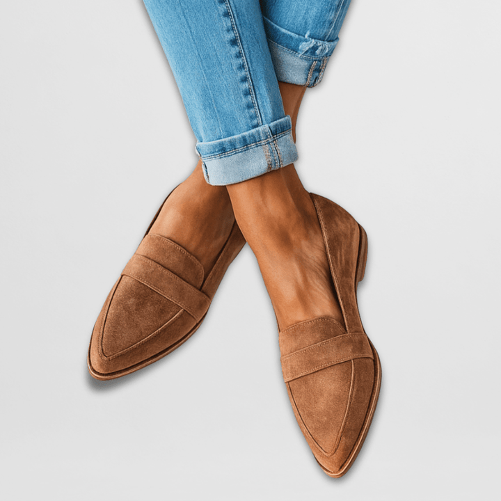 Damen Slipper spitz zulaufend in Khaki für lässigen Alltagskomfort, ideal für Frühling/Sommer.
