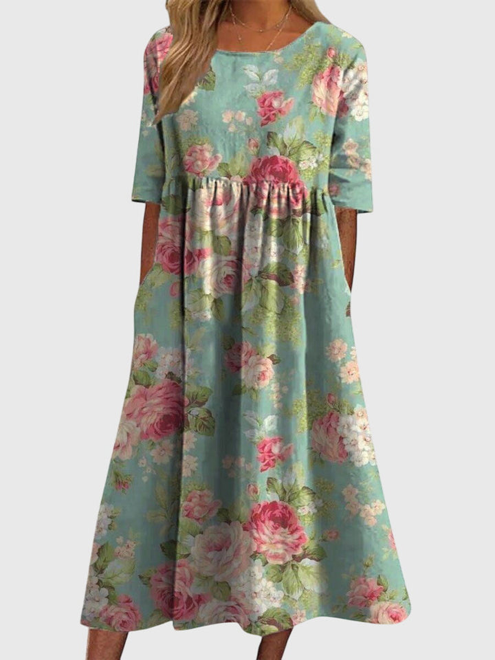Schmeichelhaftes, fließendes Damen Sommerkleid in Mintgrün, ideal für warme Tage und legere Looks.