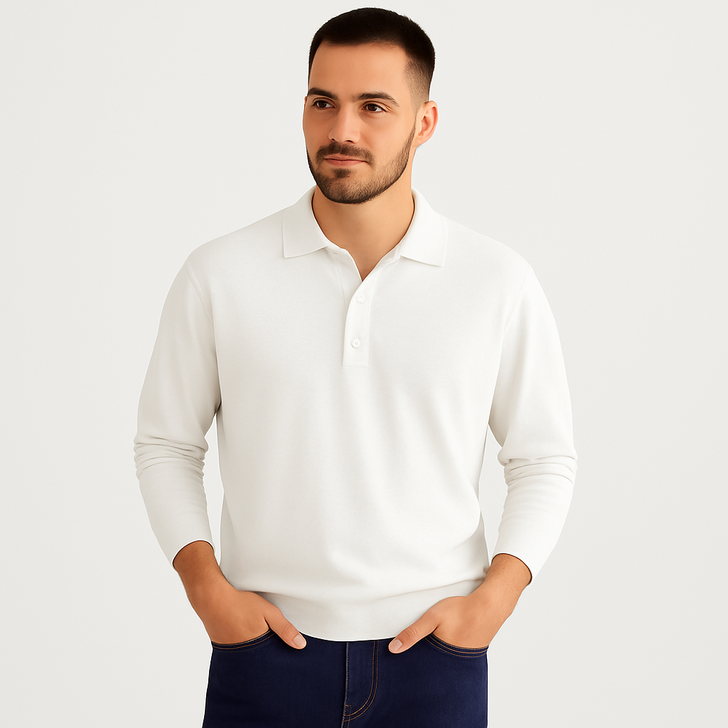 Rückansicht eines modischen Slim-Fit Herren Poloshirts, Kurzarm, für perfekten Komfort.