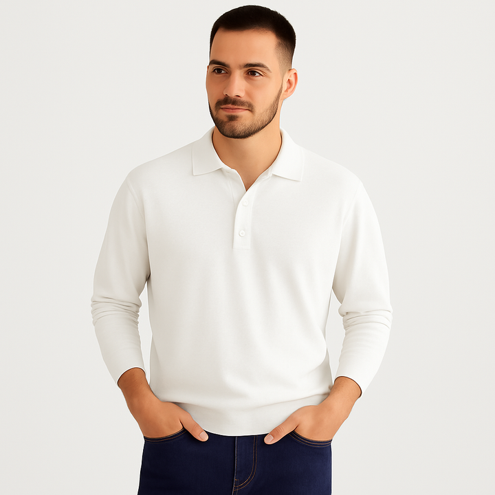 Rückansicht eines modischen Slim-Fit Herren Poloshirts, Kurzarm, für perfekten Komfort.
