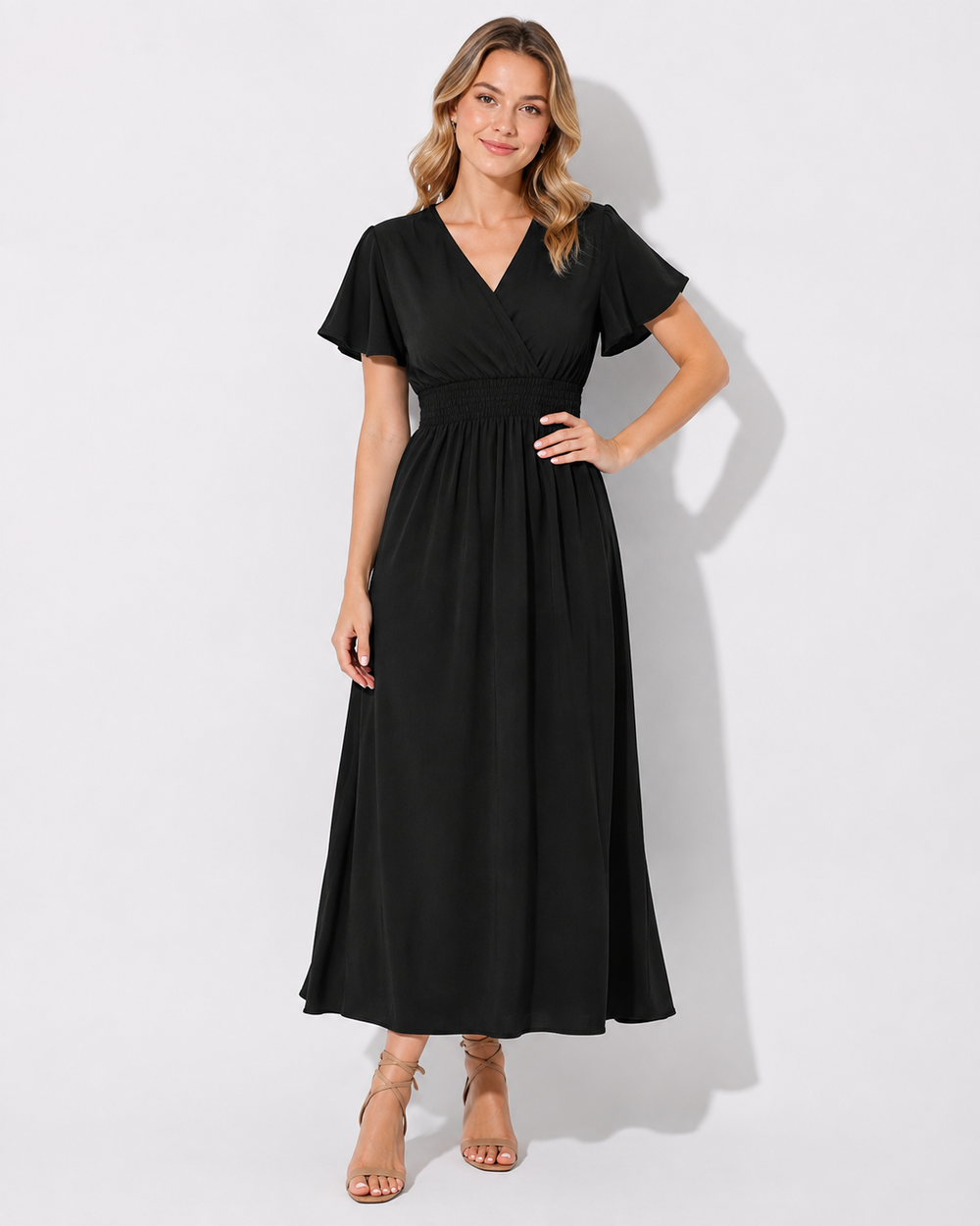Elegantes Damen Langarm-Kleid im Boho-Stil, ideal für Freizeit & Festlichkeiten. Fließendes Maxikleid mit V-Ausschnitt.