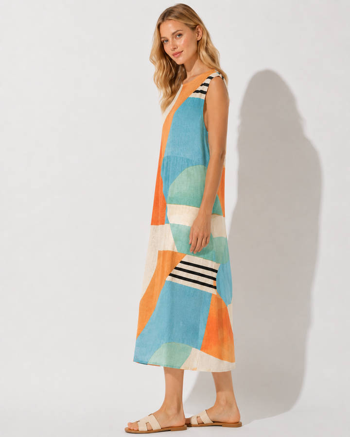 Leichtes Damen Sommerkleid ärmellos mit wunderschönem Blumenprint. Ein elegantes Freizeitkleid für den Sommer.