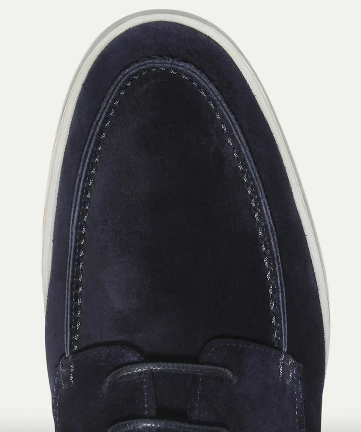 Klassische Herren-Schnür-Loafers in elegantem Design, vielseitige Formalschuhe für den modebewussten Mann.
