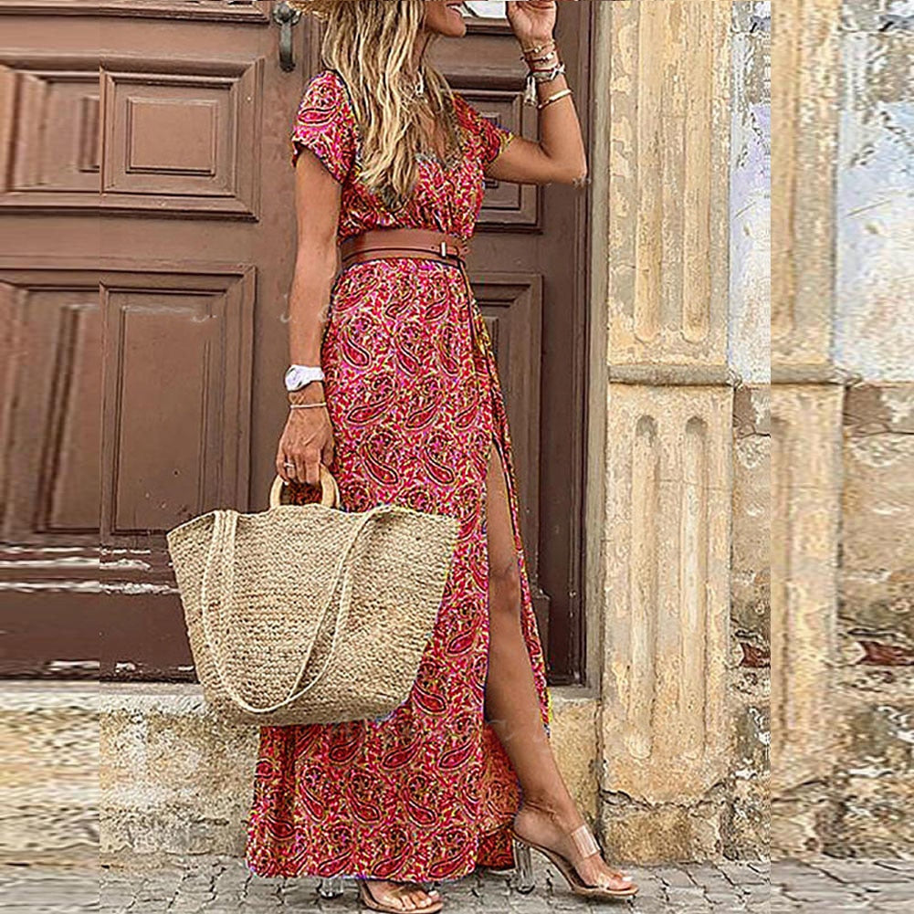 Elegantes Damen Sommerkleid im Hippie-Boho-Stil mit einzigartigem Vintage-Print für die Freizeit.