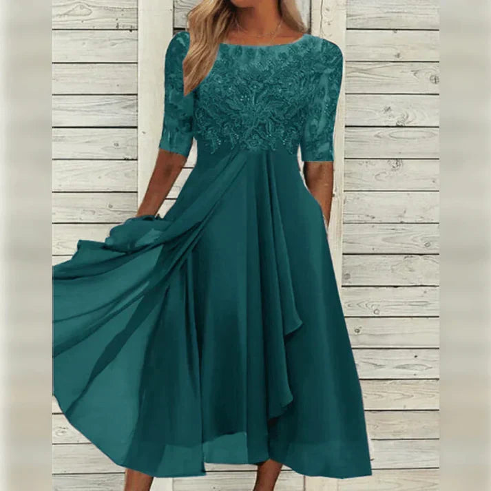 Schwingendes Damen A-Linien Midi-Kleid, ideal als elegantes Partykleid oder festliches Abendkleid.