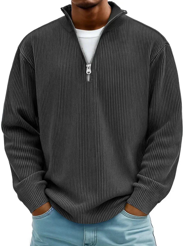 Stilvoller Rippstrick Herren Pullover mit Halb-Reißverschluss für Casual Looks und Layering im Winter.