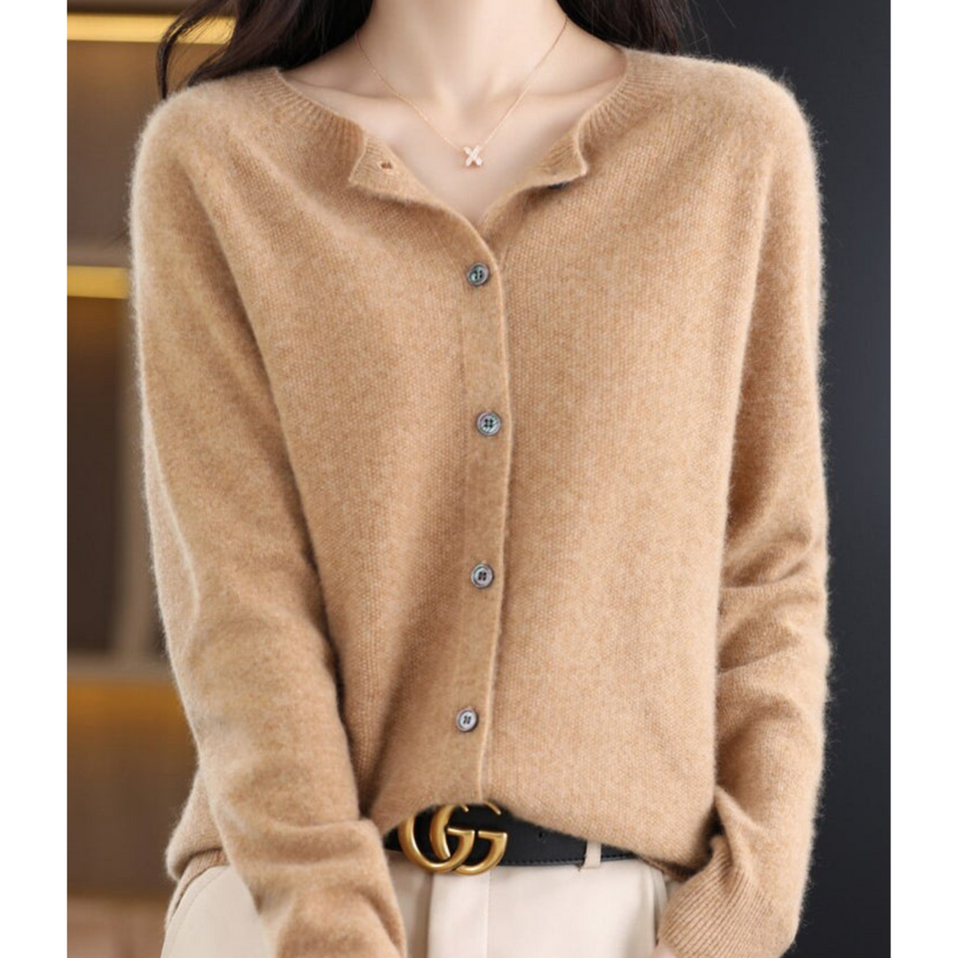 Basic Damen Strickjacke mit O-Hals, ideal für vielseitige Frühlings-Looks.