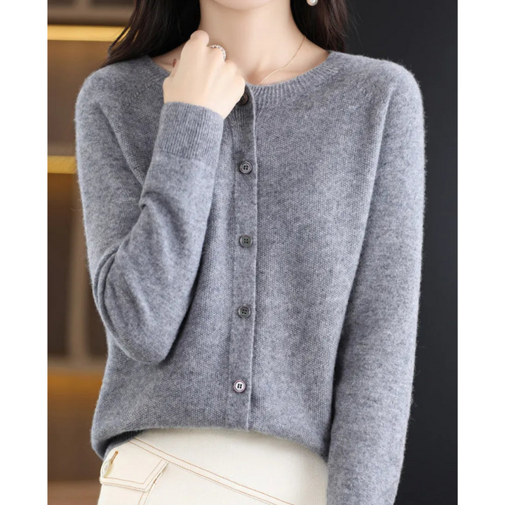 Trendiger Damen Cardigan mit O-Hals, weich, warm und immer im Trend.