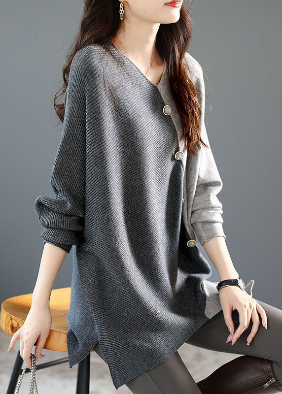 Einzigartiges Damen Strickshirt mit asymmetrischem Patchwork-Design. Stylischer, lockerer Langarm-Pullover für Freizeit.