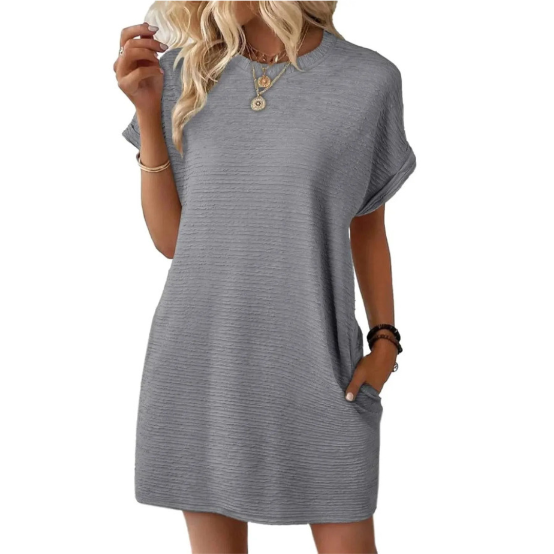 Graues Damen Minikleid, casual T-Shirtkleid mit kurzen Ärmeln und Eingrifftaschen für den Alltag.