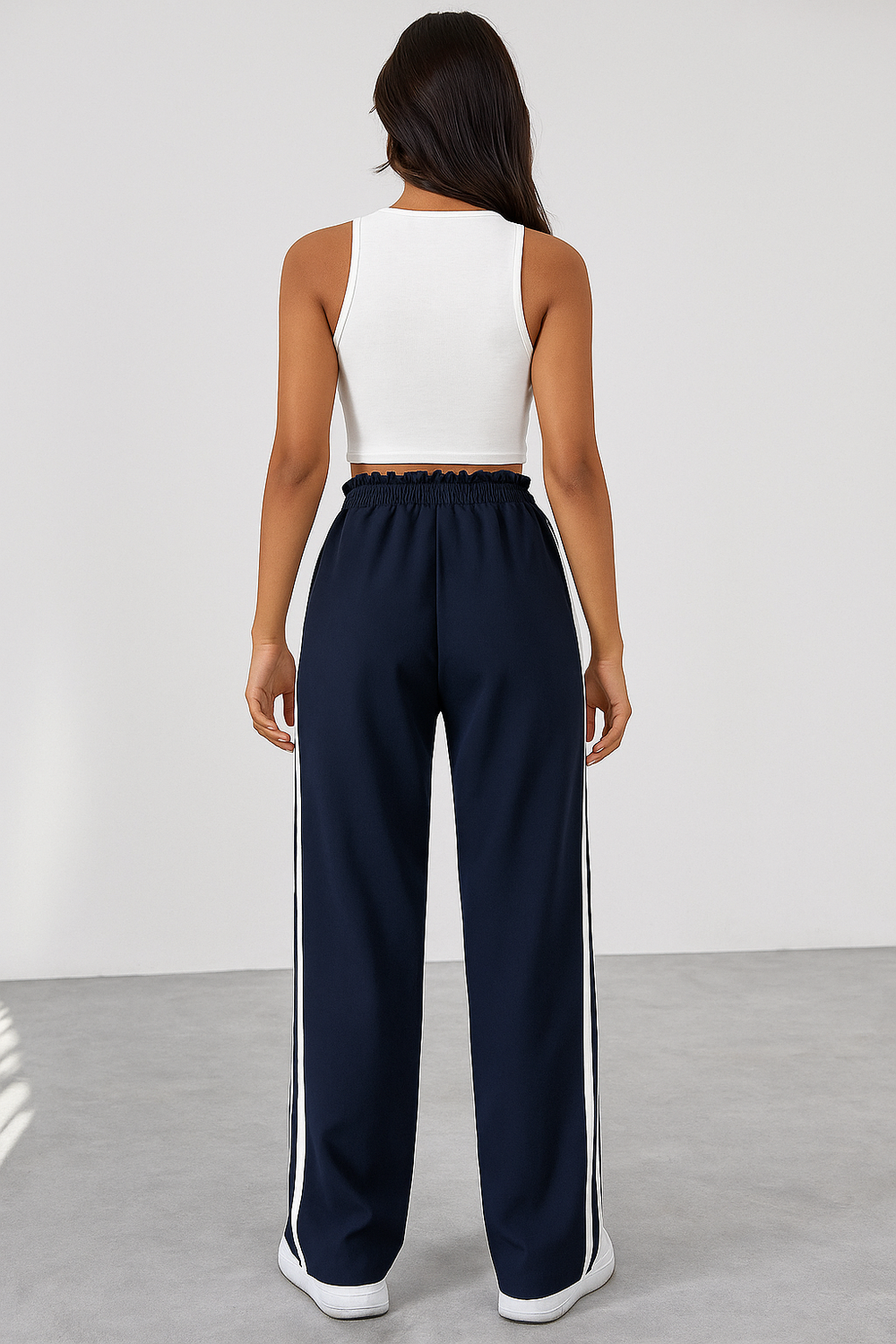 Komfortable Relaxed Fit Damen High Waist Jogginghose, ideal für bequemen Alltag & Freizeit.