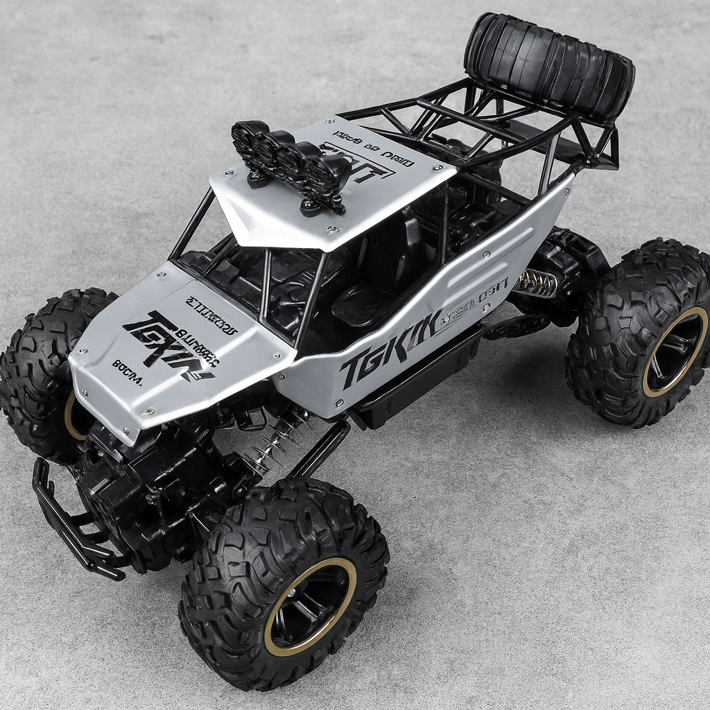 Detailreicher RC Monster Truck Geländewagen, ferngesteuert, mit Allradantrieb für ultimatives Outdoor-Spiel.