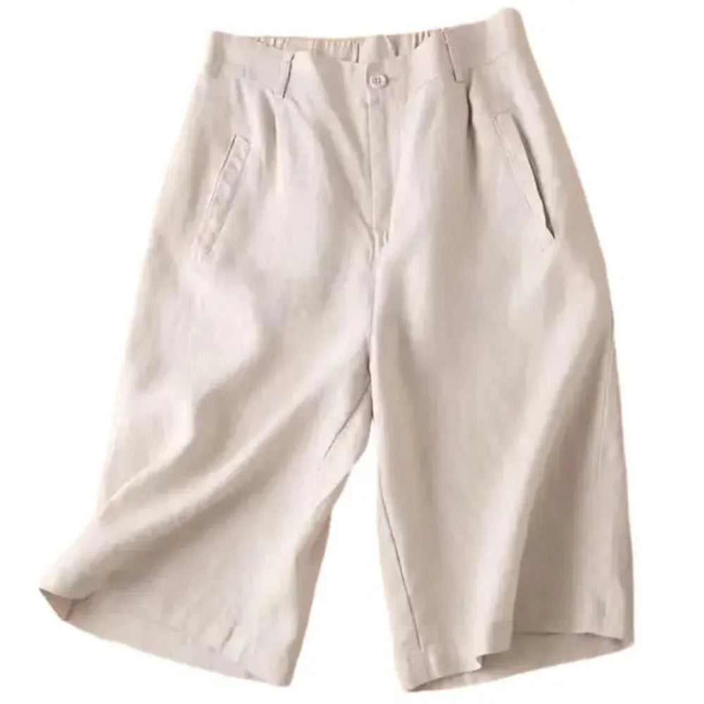 Lässige knielange Damen Shorts, perfekt für Sommer-Outfits, Urlaub & Strand.
