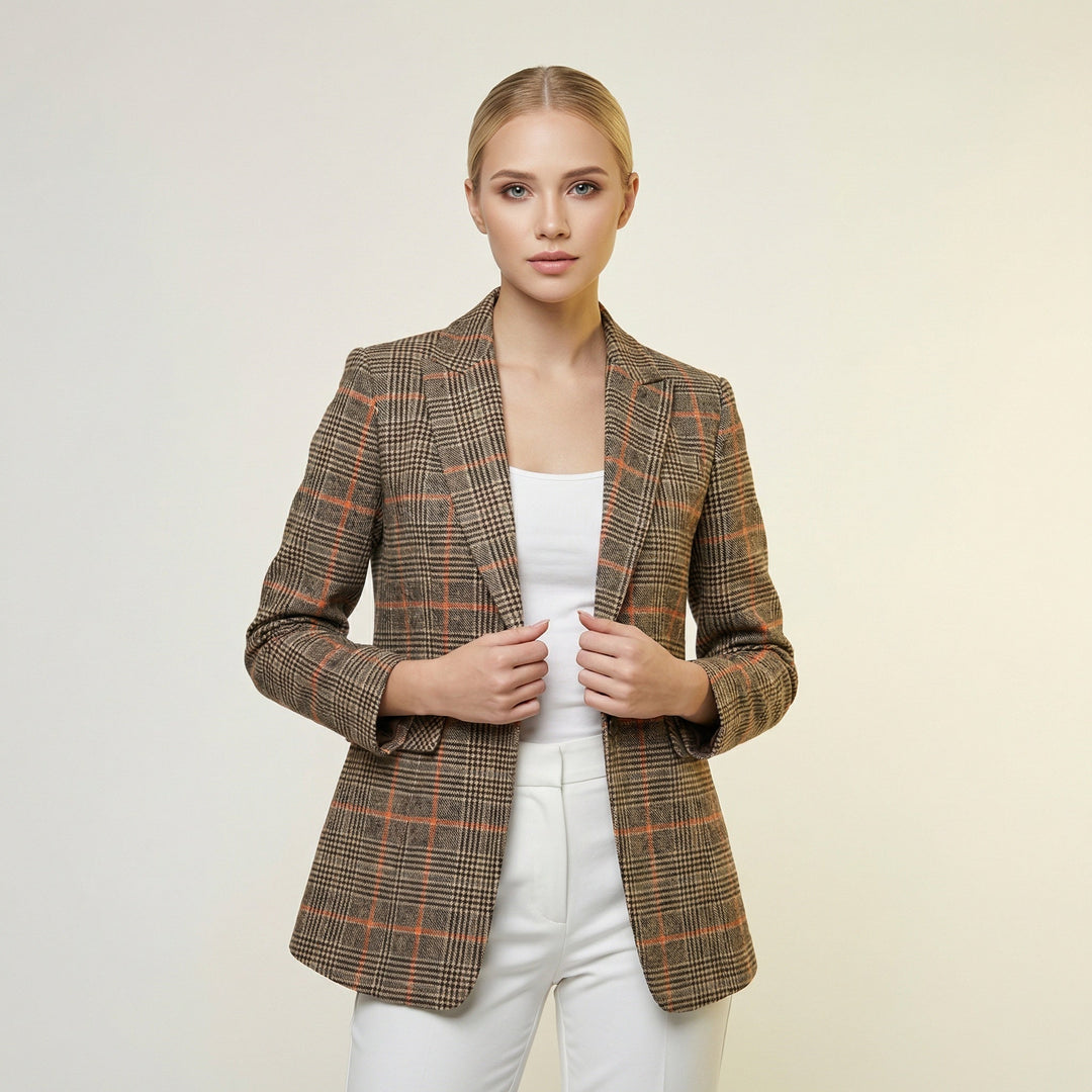 Moderner Frühlings-/Sommer Damenblazer kariert, elegant & tailliert. Ein Must-have für Damenmode.